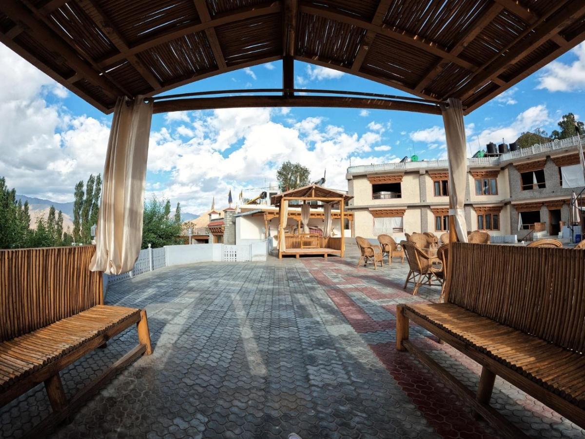 Cho Palace Leh Kültér fotó