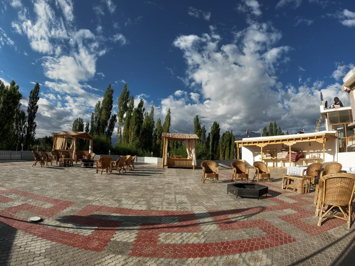 Cho Palace Leh Kültér fotó